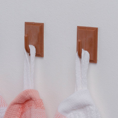 Colgador de Plastico Adhesivo Pequeño. REF. 253-M - Imagen 2