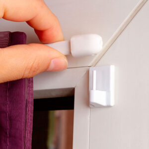 Colgador de Visillo Adhesivo. REF. 265-B