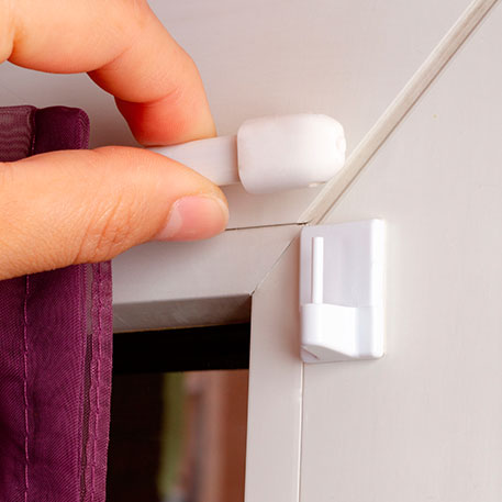 Colgador de Visillo Adhesivo. REF. 265-B